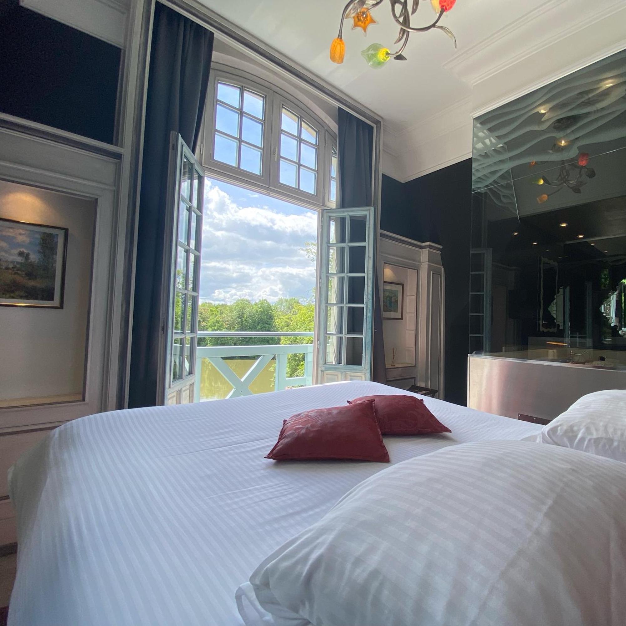 Le Moulin De Connelles Hotell Exteriör bild